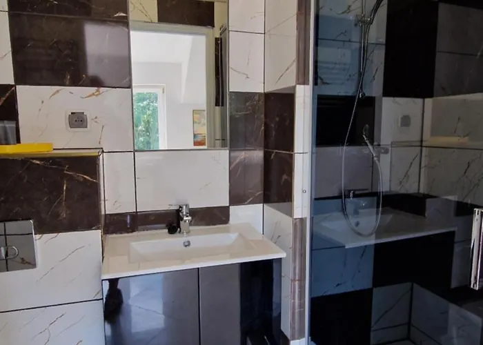 Bos-znam בית הארחה 3*